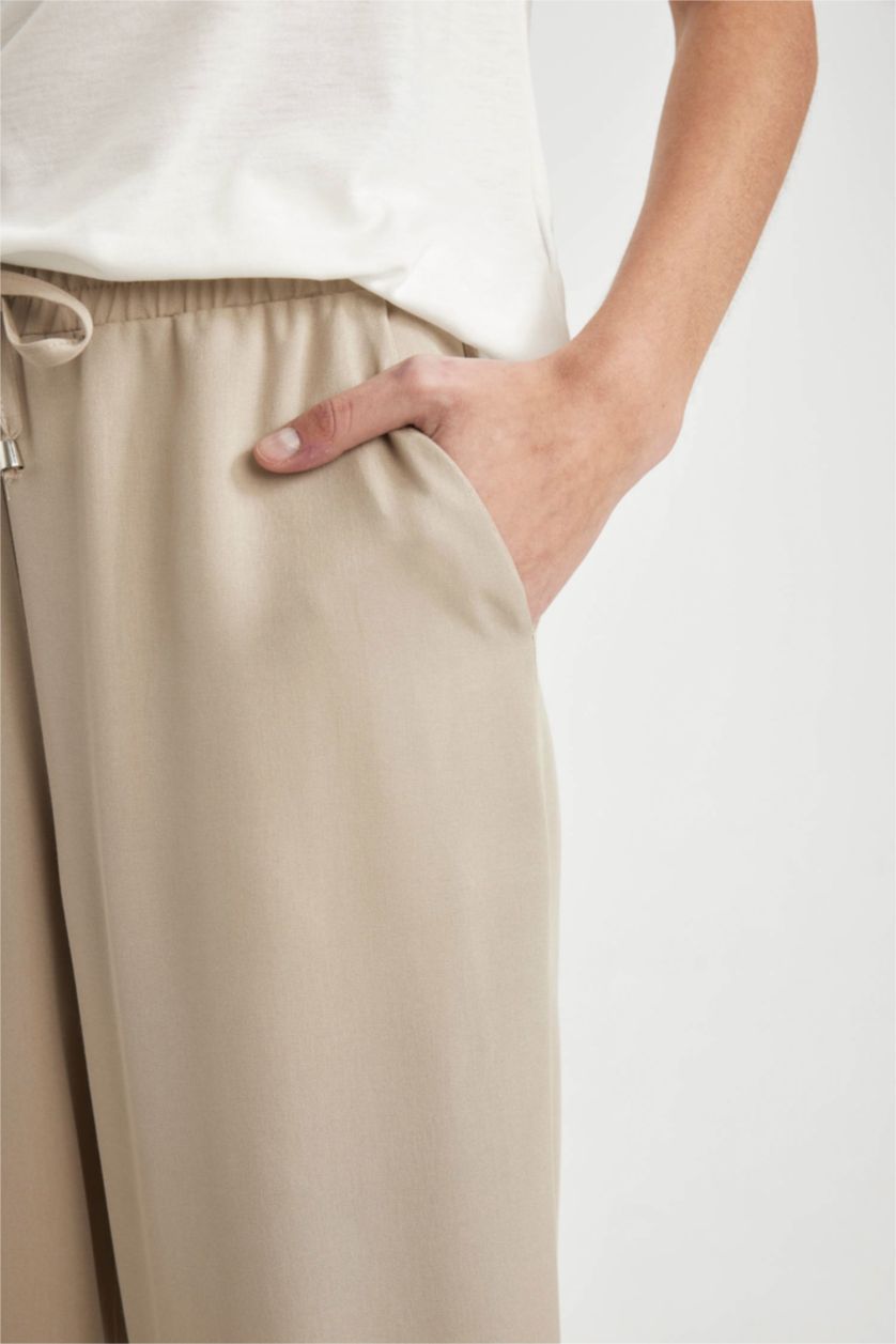 Woman Grey Capri High Waist Crop Fit Belmando Capri