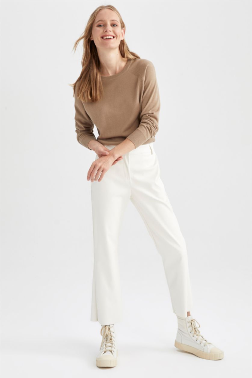 WOMAN Vison Relax Fit Crew Neck Sweater