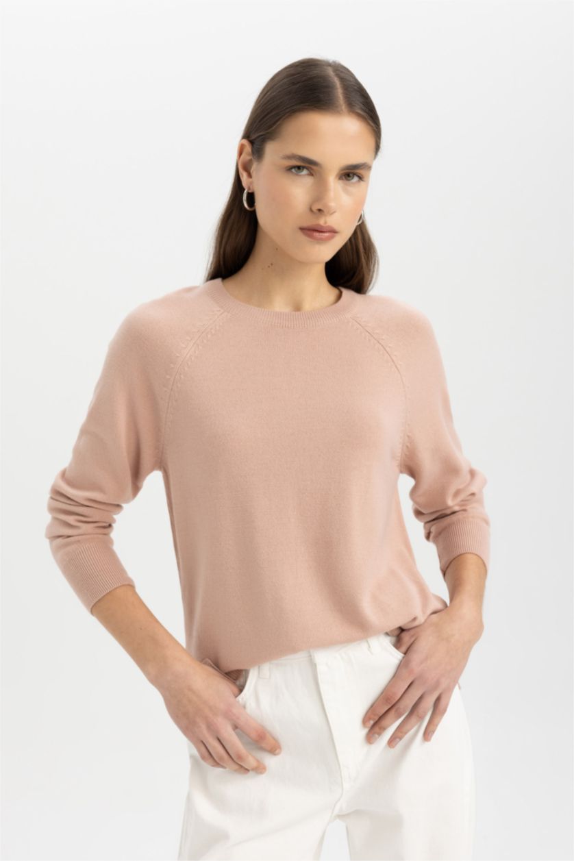 Kadın Açık Gülkurusu Regular Fit Yumuşak Dokulu Bisiklet Yaka Basic Düz Triko Kazak