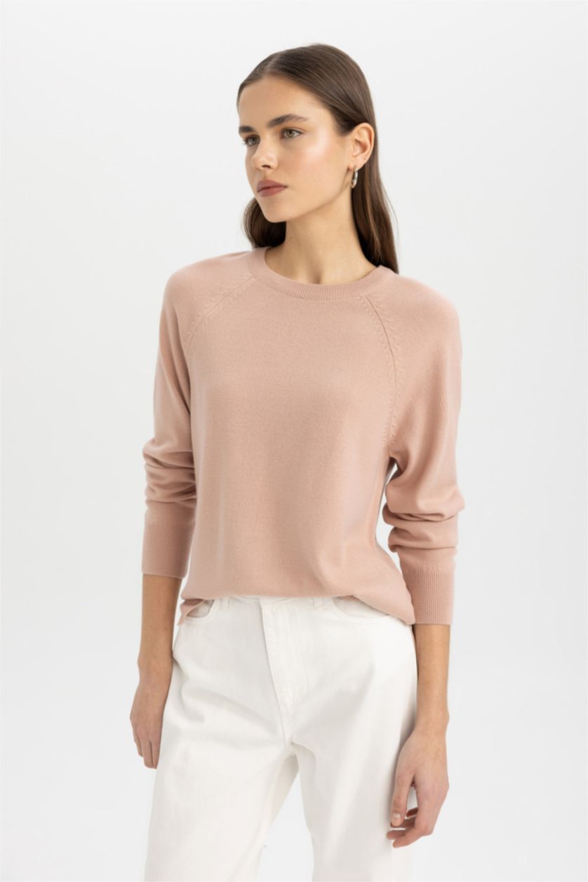 Kadın Açık Gülkurusu Regular Fit Yumuşak Dokulu Bisiklet Yaka Basic Düz Triko Kazak