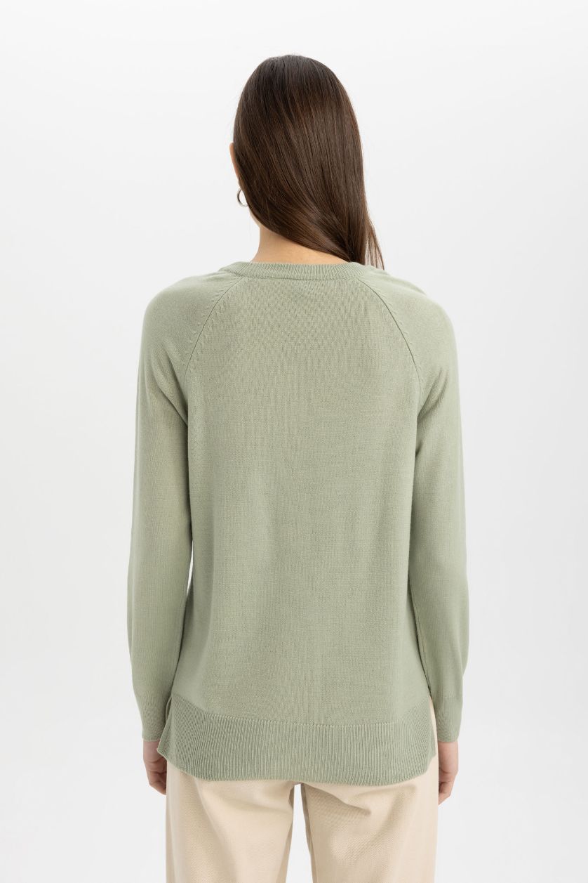 Woman Mint Regular Fit Crew Neck Pullover