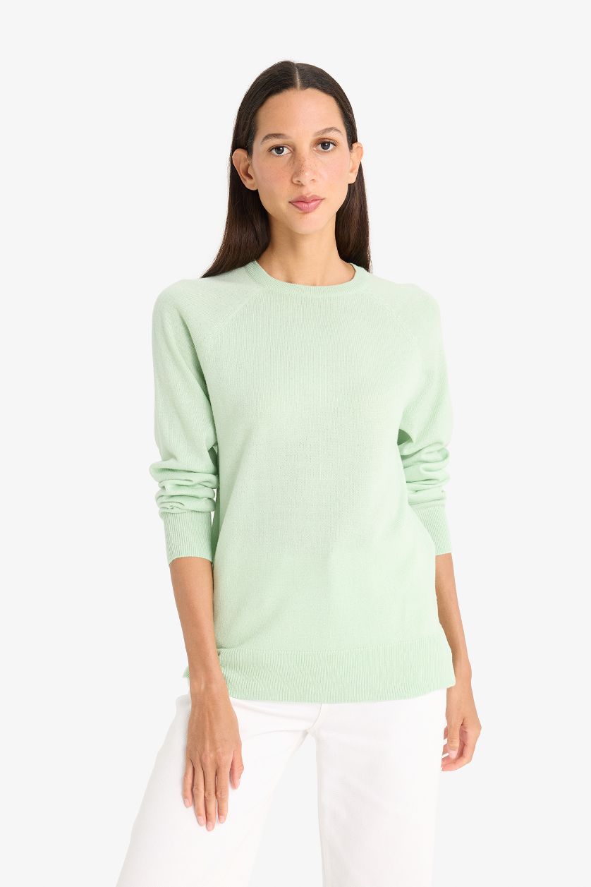 WOMAN Light Green Relax Fit Crew Neck Basic Knit Pullover