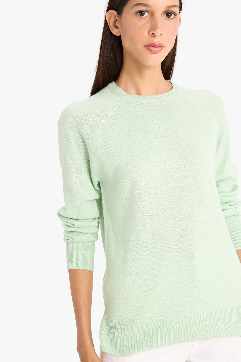 WOMAN Light Green Relax Fit Crew Neck Basic Knit Pullover