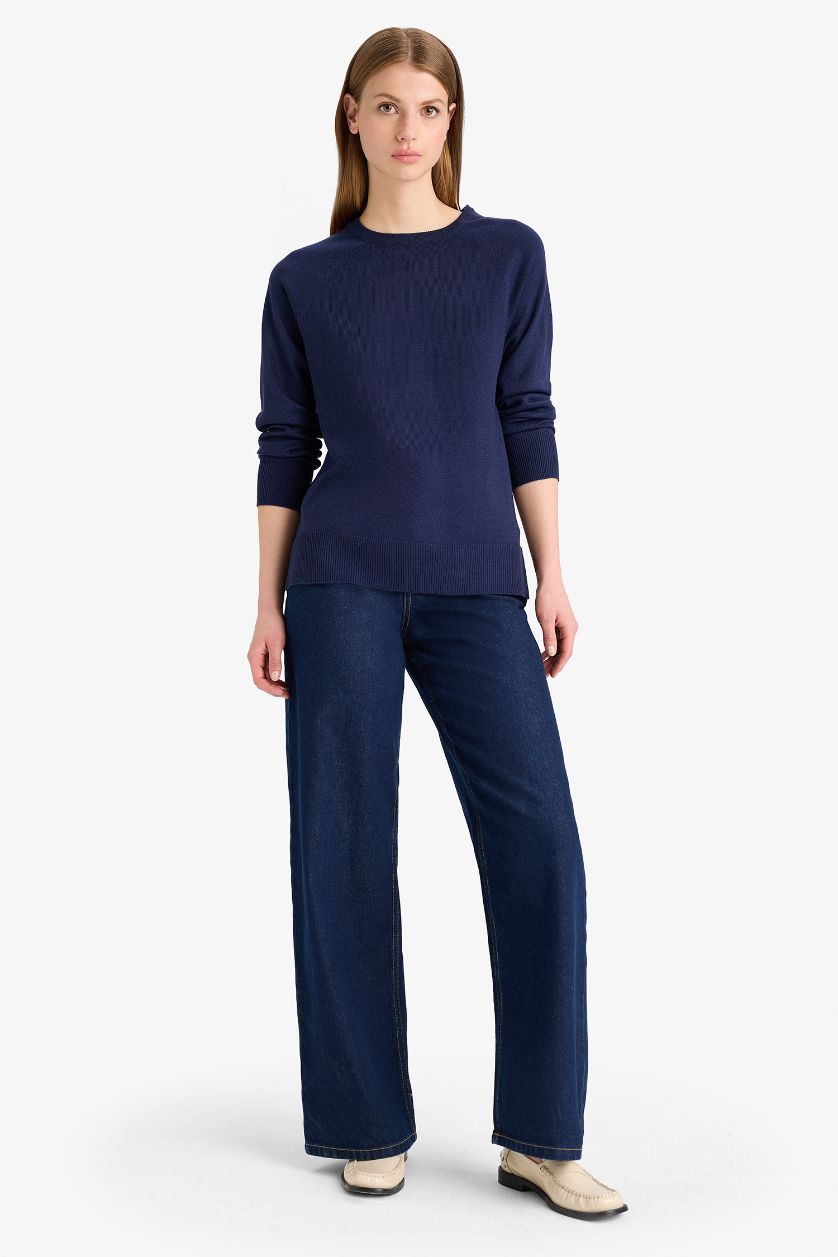 حريمي كحلي بلوفر قصة مريحة برقبة مستديرة