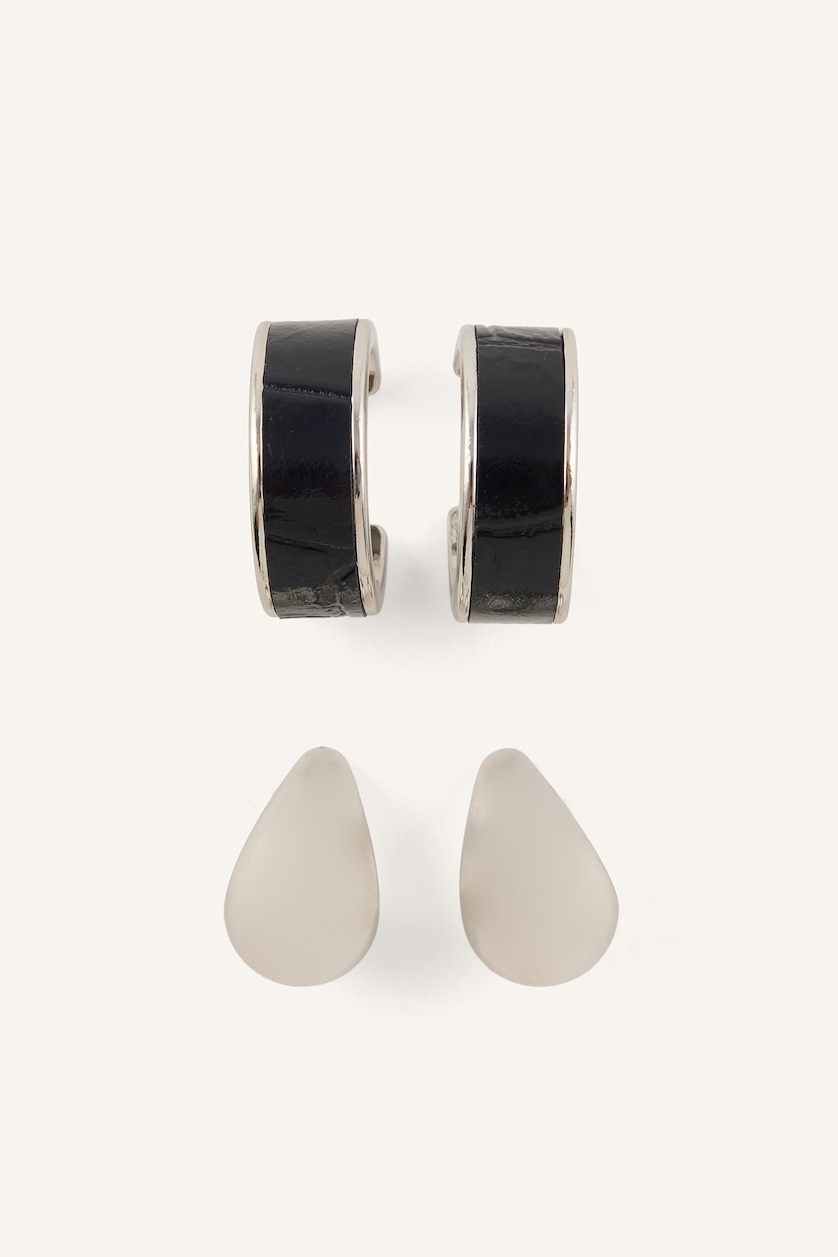 Women Black 2 piece Earring