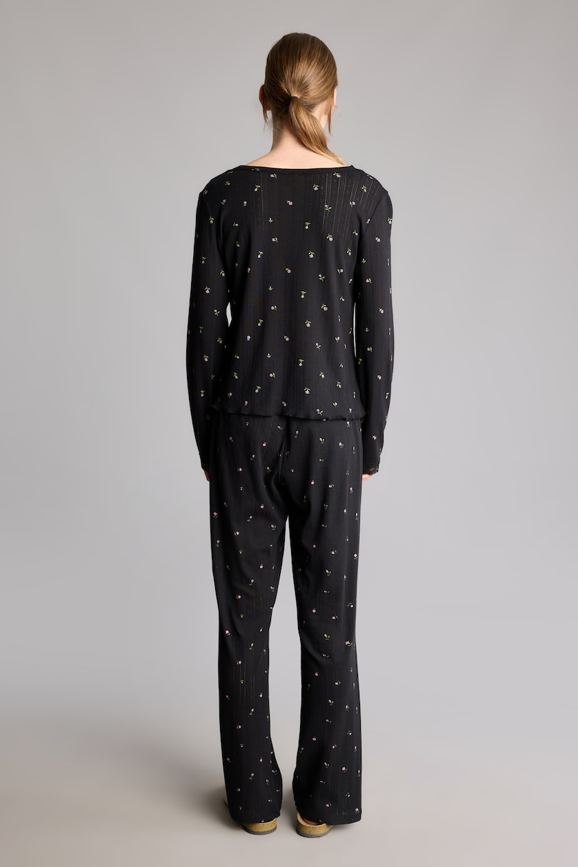 Kadın Siyah Çiçekli Regular Fit Pijama Takım