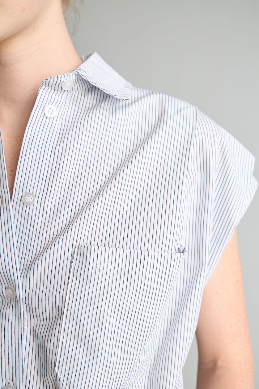 Woman Black 100% Cotton Crop Poplin Classic Collar Shirt