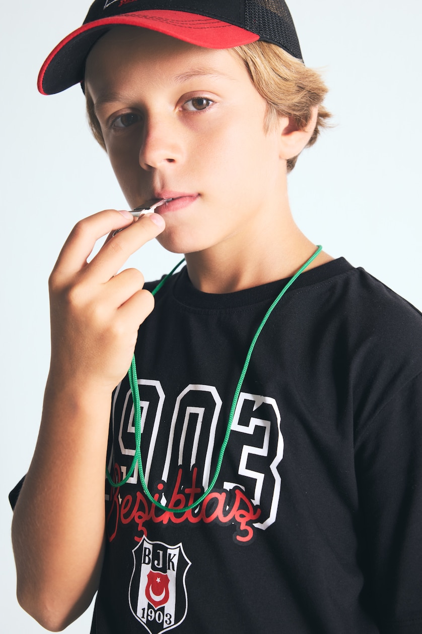 Young Boys - Teen Boys Black Regular Fit Short Sleeve T-Shirt