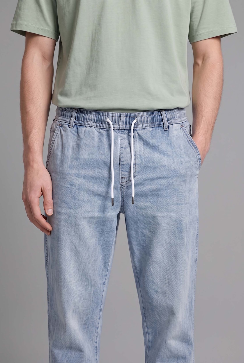 Man Light Blue Elastic Waist Wide Leg Jeans