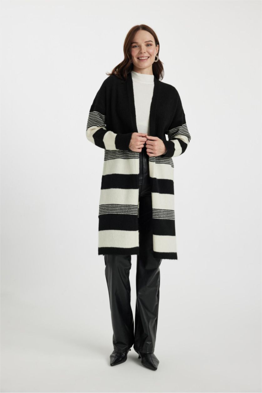 نساء أسود كارديجان قصة عادية بياقة V