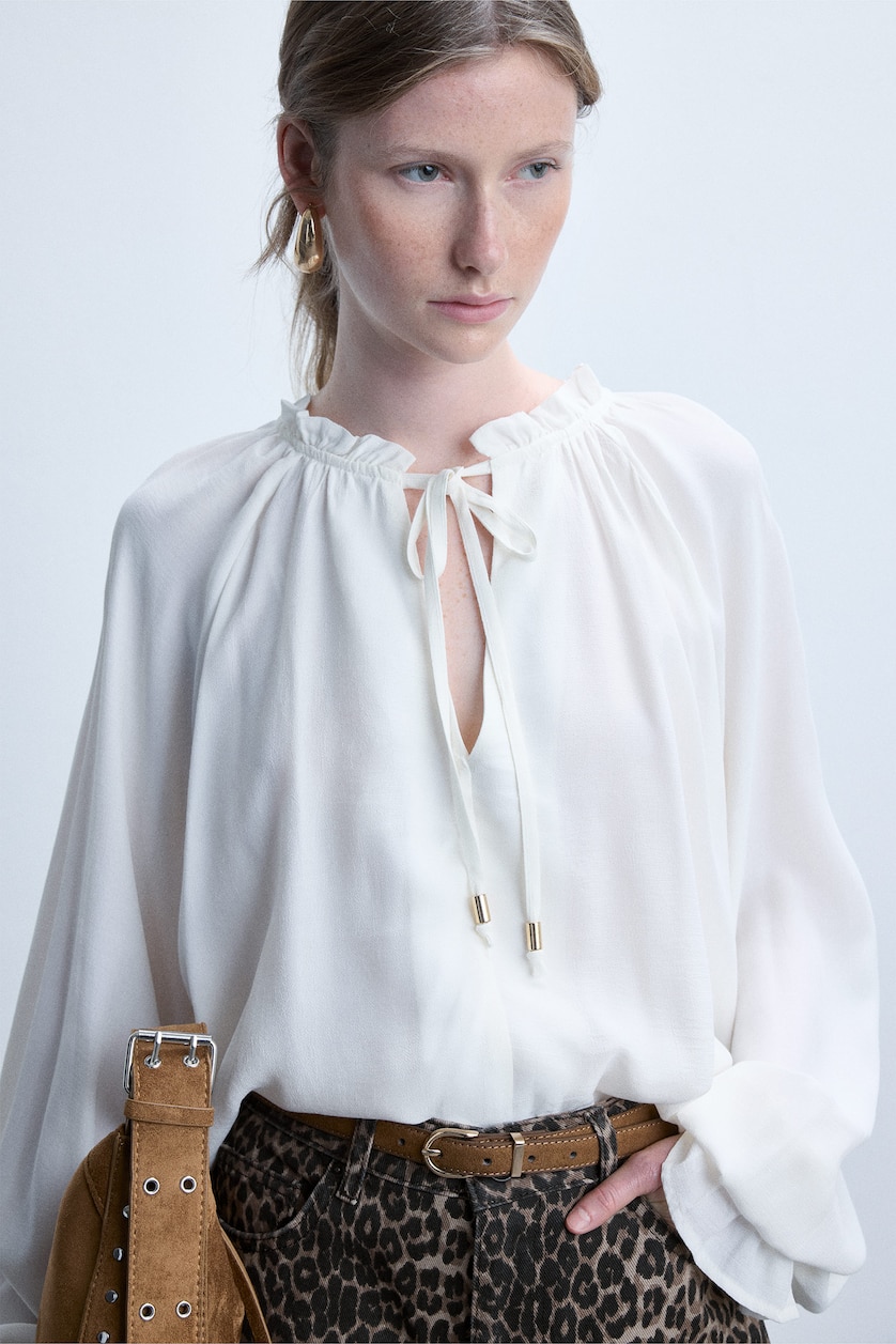 Women White Regular Fit Long Sleeve Blouse