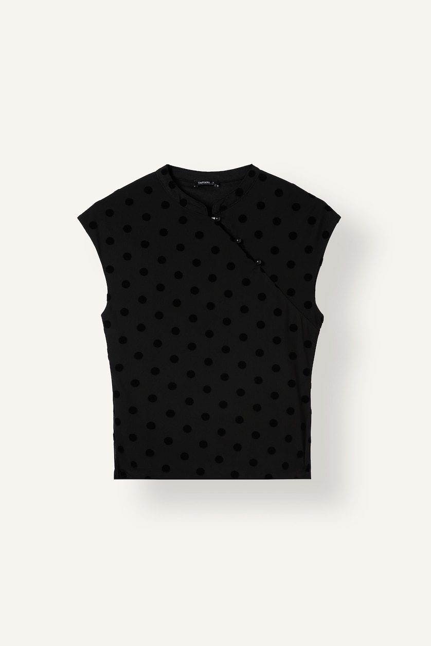 Woman Black Slim Fit Tulle Short Sleeve T-Shirt