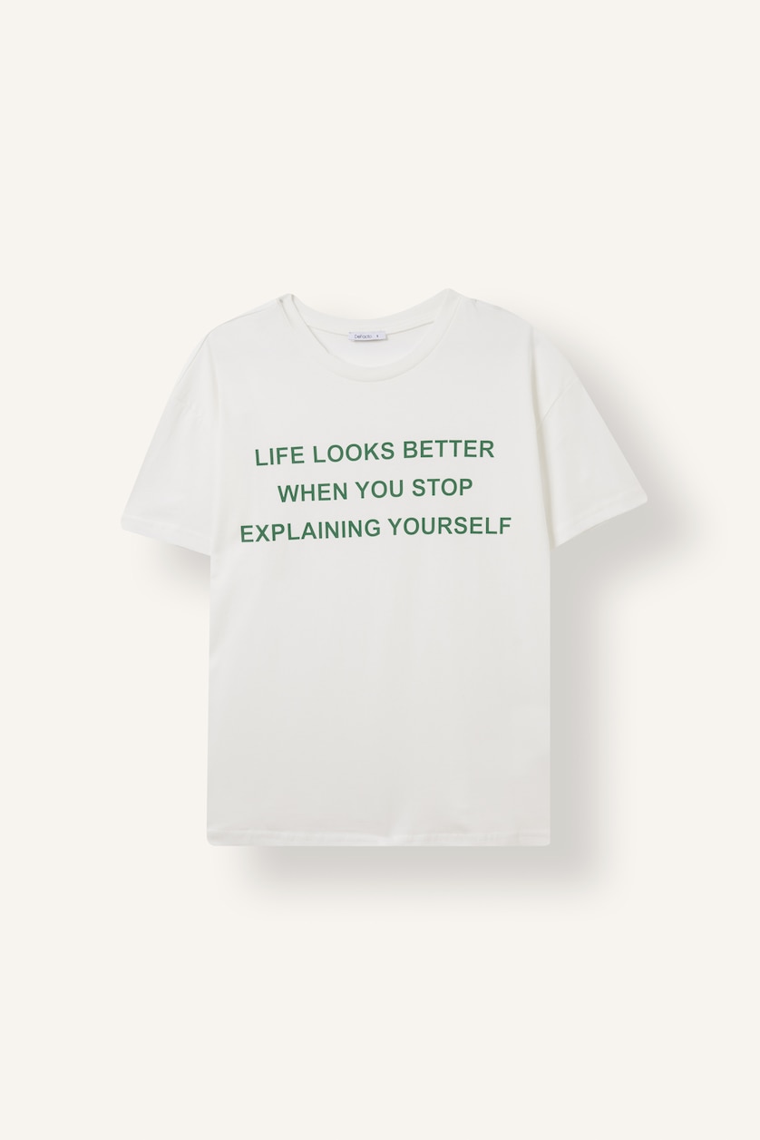 Woman White Oversize Fit Short Sleeve T-Shirt