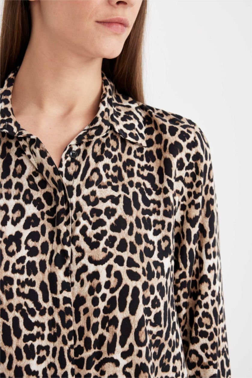 Kadın Bej Regular Fit Leopar Desenli Uzun Kollu Gömlek
