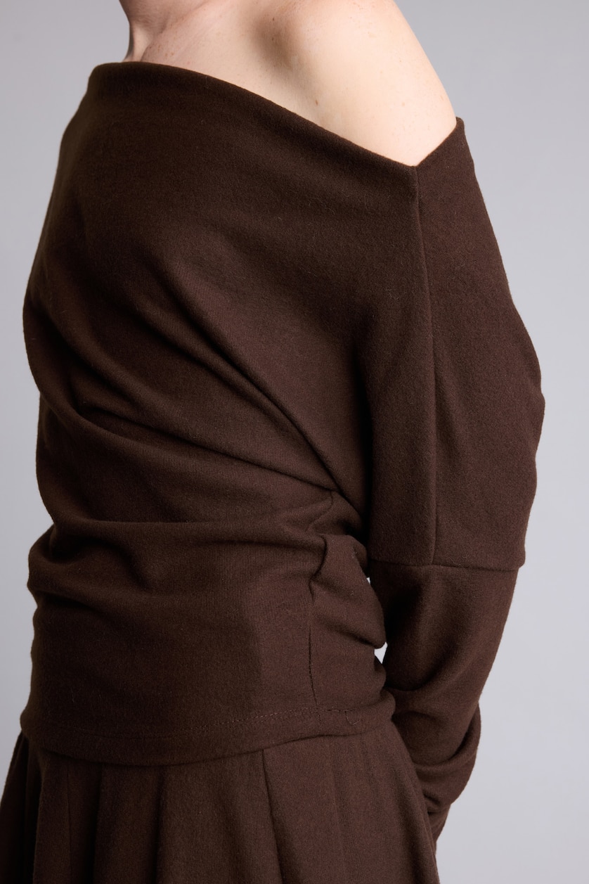 Kadın Kahve Slim Fit Tek Omuzlu Uzun Kollu Basic Tişört