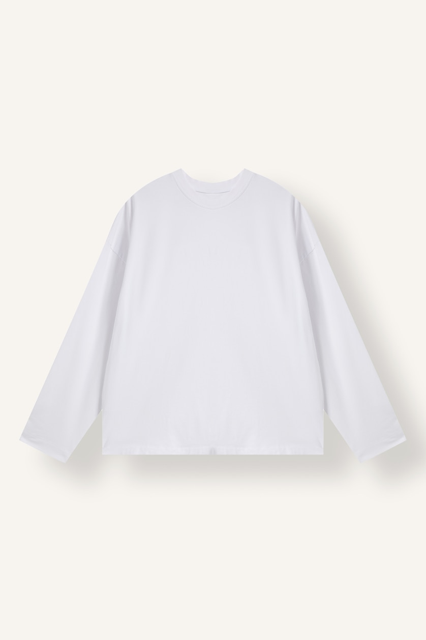 Woman White Oversize Fit Long Sleeve T-Shirt
