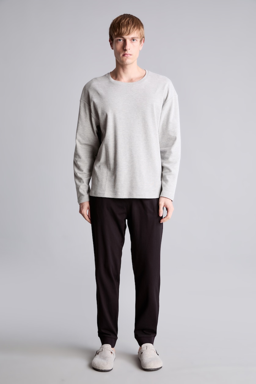 Men Black Regular Fit Knitted Bottoms