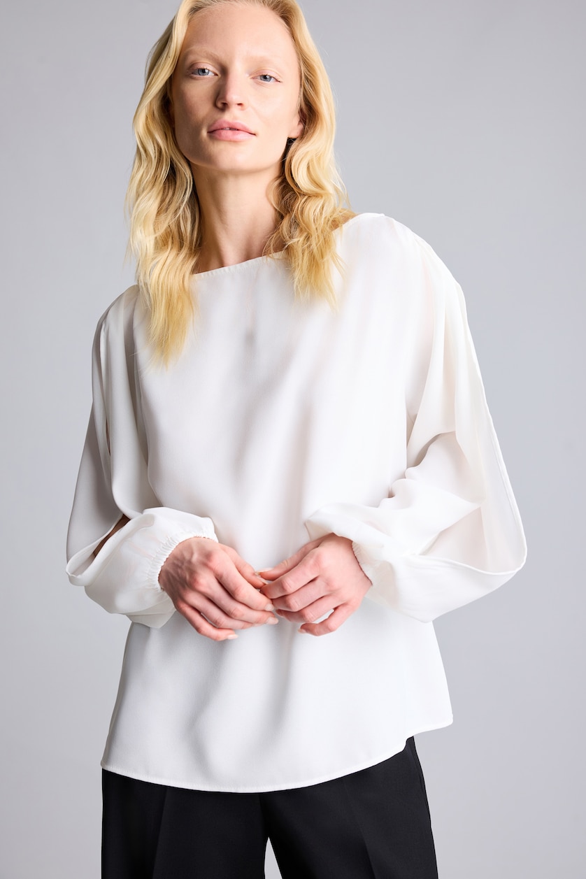 Women White Oversize Crepe Basic Blouse