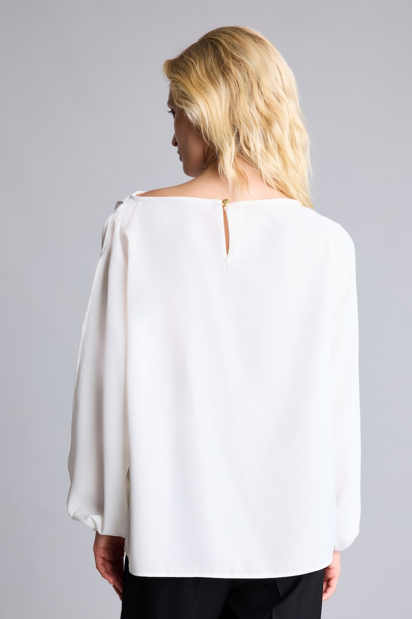 Women White Oversize Crepe Basic Blouse