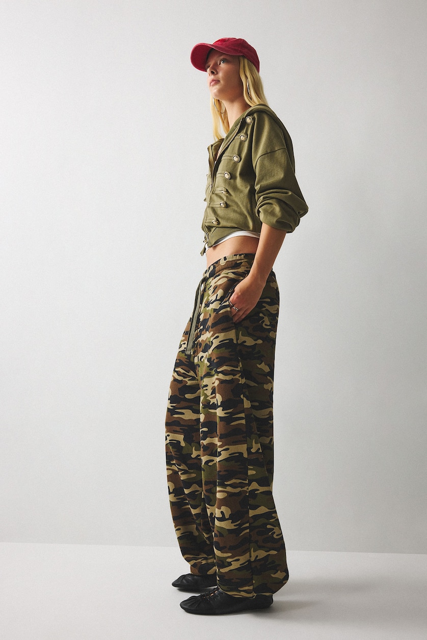 Women Black Loose Fit Trousers