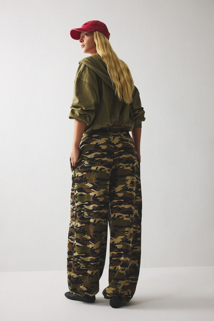Women Black Loose Fit Trousers