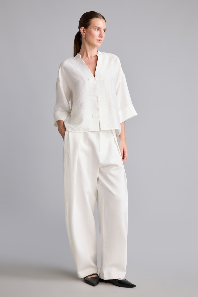 Women White Barrel Fit Linen Blend Regular Waist Trousers
