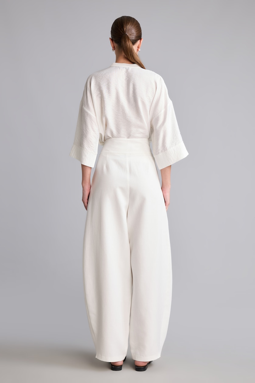 Women White Barrel Fit Linen Blend Regular Waist Trousers