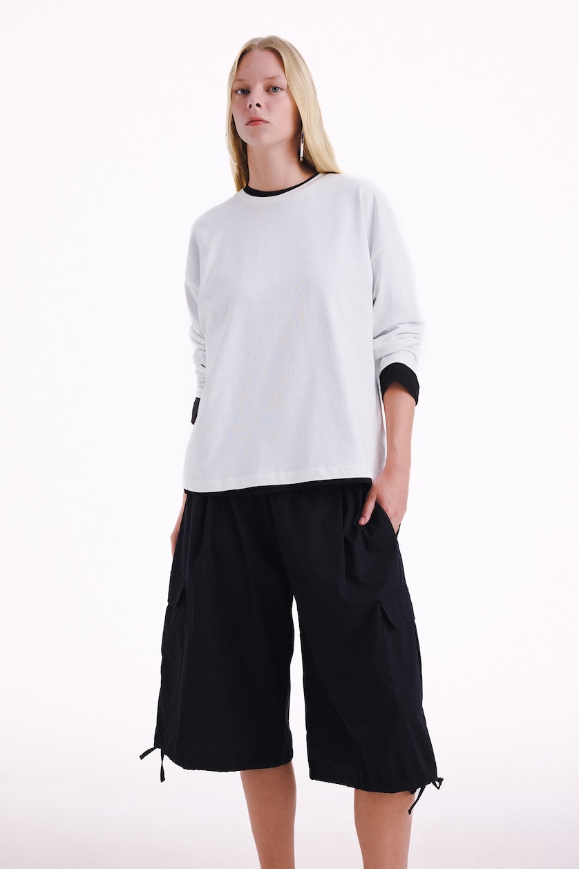 WOMAN Black Elastic Waist Cargo Bermuda Shorts