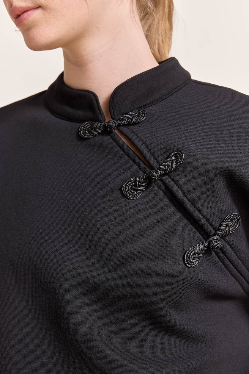 Woman Black Loose Fit Thick Sweatshirt Fabric Sweatshirt