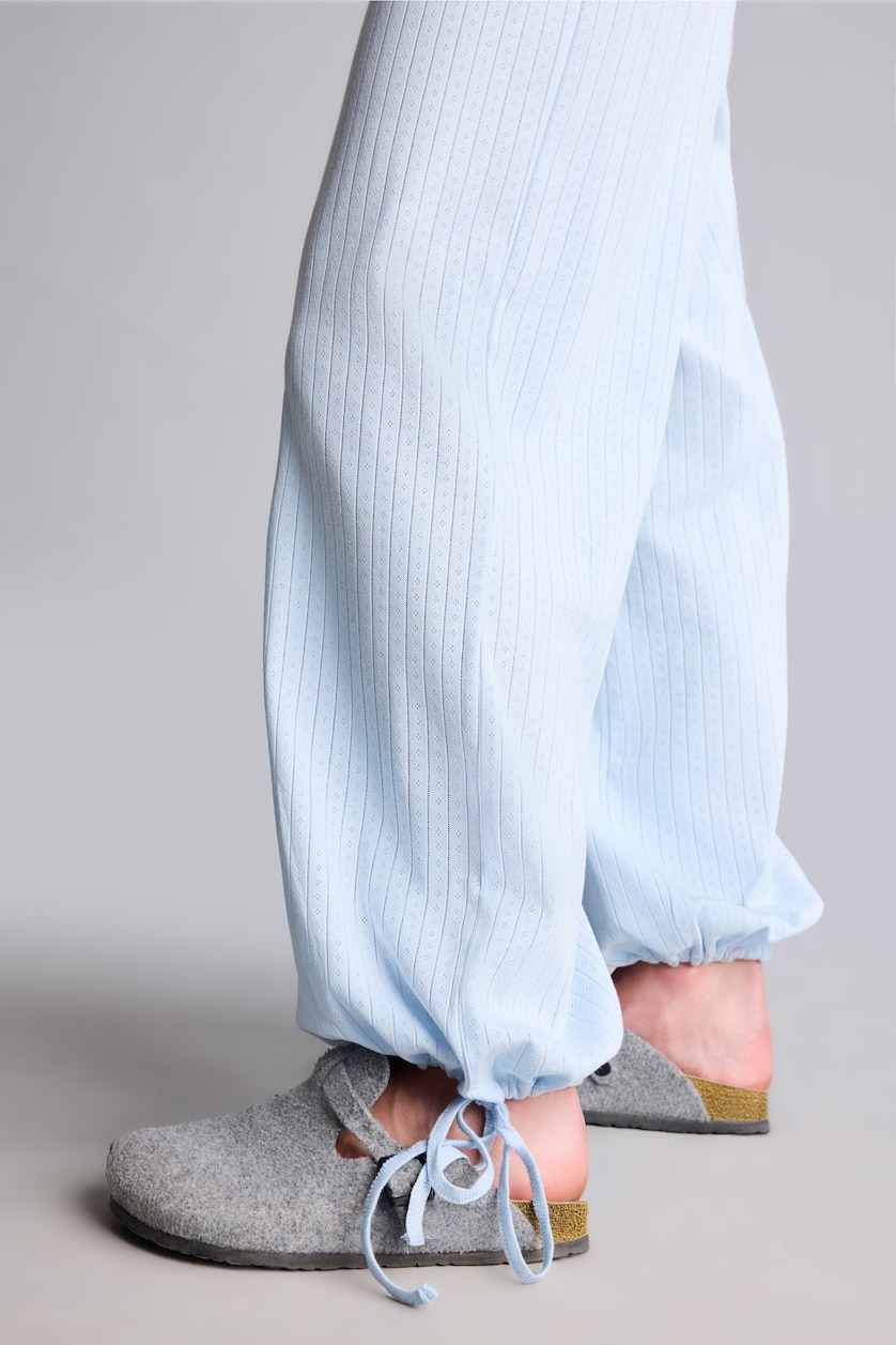 Women Light Blue Balloon Fit Knitted Bottoms