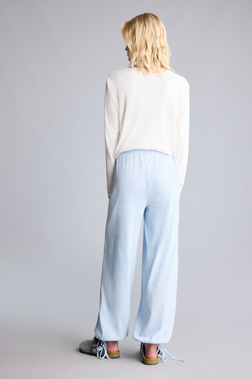 Women Light Blue Balloon Fit Knitted Bottoms