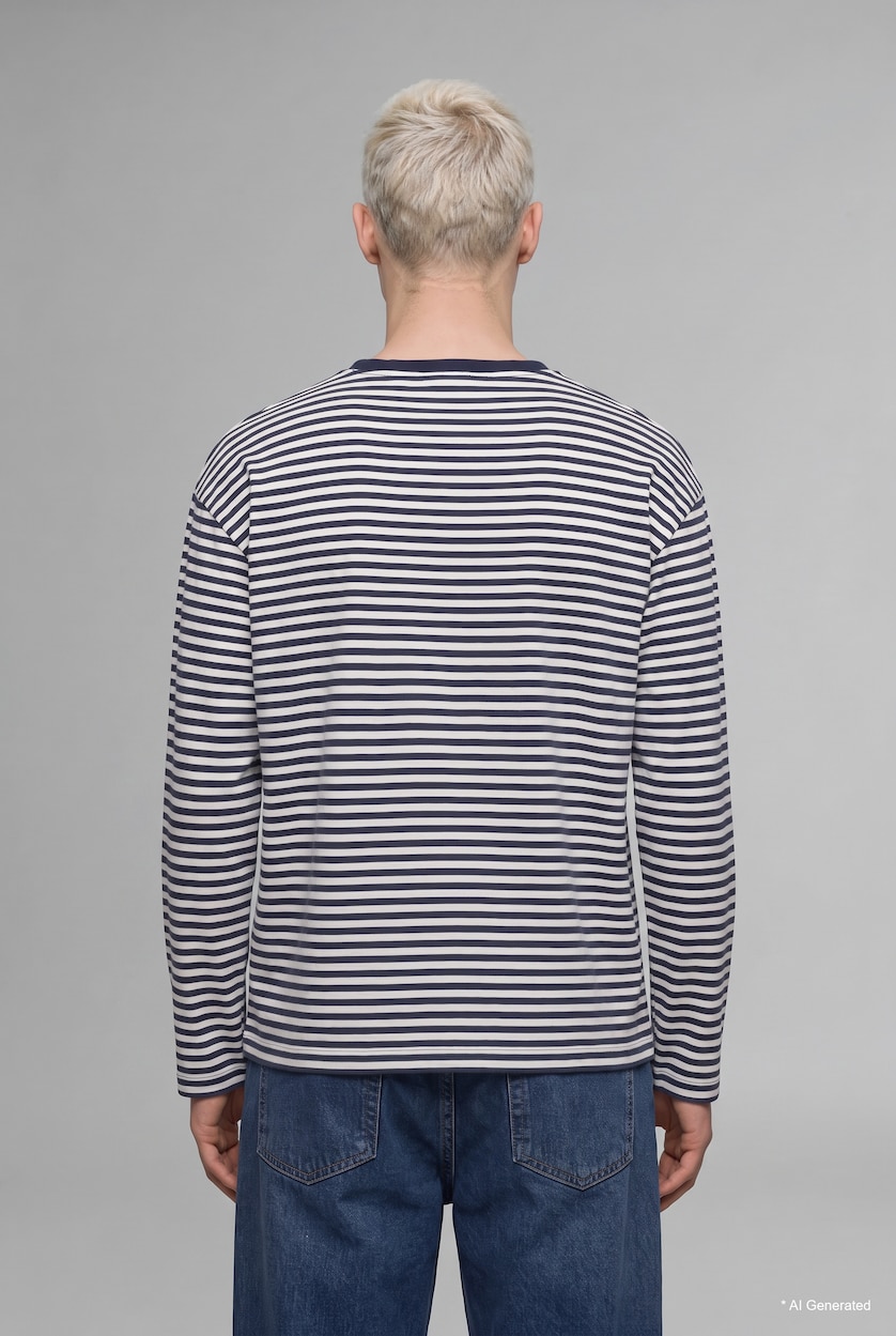 MAN NAVY Boxy Fit Long Sleeve T-Shirt