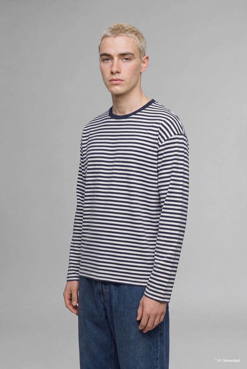 MAN NAVY Boxy Fit Long Sleeve T-Shirt