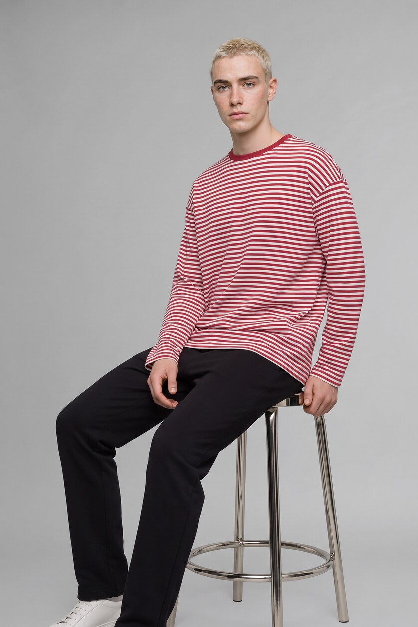 Men Red Boxy Fit Long Sleeve T-Shirt