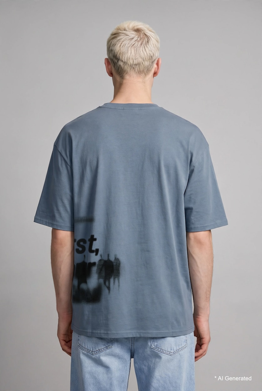 رجال نيلي فاتح Boxy Fit Short Sleeve T-Shirt