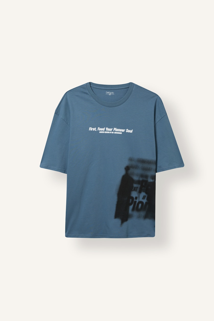 رجال نيلي فاتح Boxy Fit Short Sleeve T-Shirt