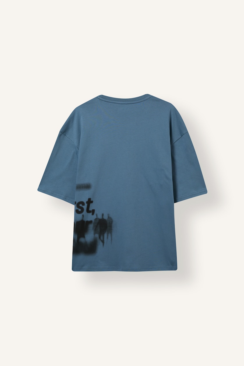 رجال نيلي فاتح Boxy Fit Short Sleeve T-Shirt