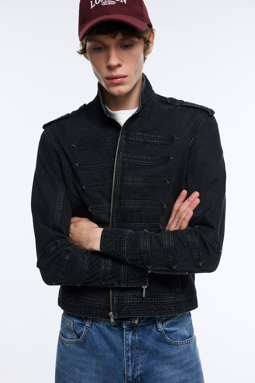 Man Black Zipper Jacket