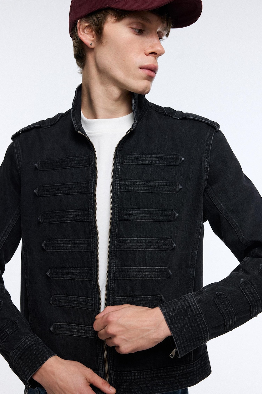 Man Black Zipper Jacket