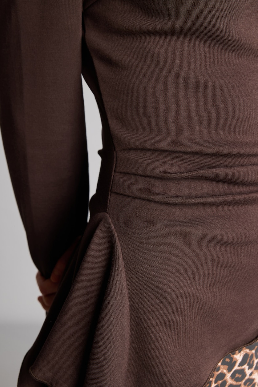Kadın Kahve Slim Fit Büzgülü Uzun Kollu Basic Tişört