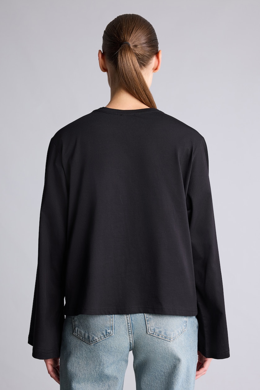 Women Black Long Sleeve T-Shirt