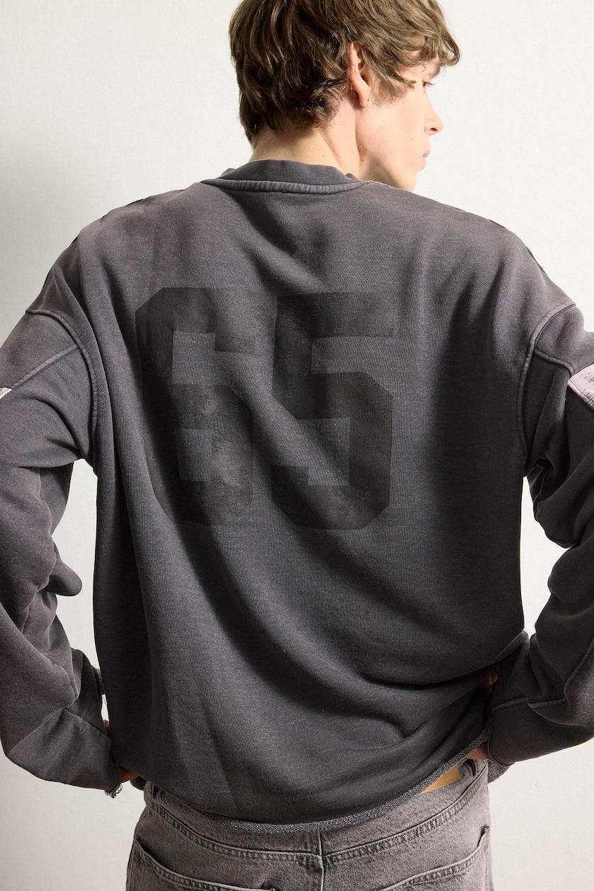 Men Anthracite Boxy Fit Sweatshirt