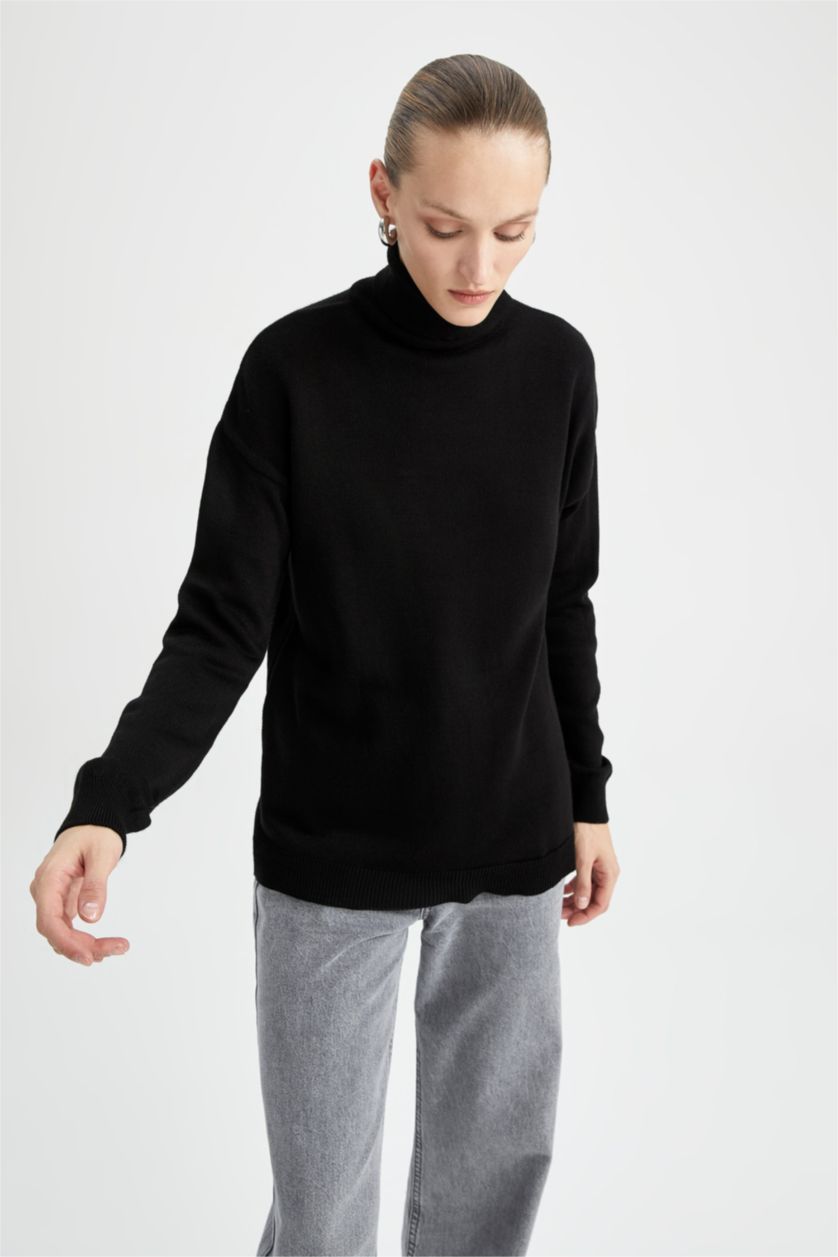 WOMAN Black Regular Fit Tunic