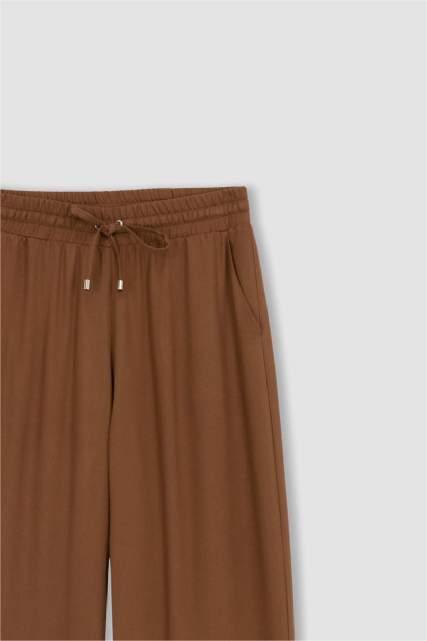 نساء بني بنطلون فيسكوز فلورايدا وايد ليج بجيب