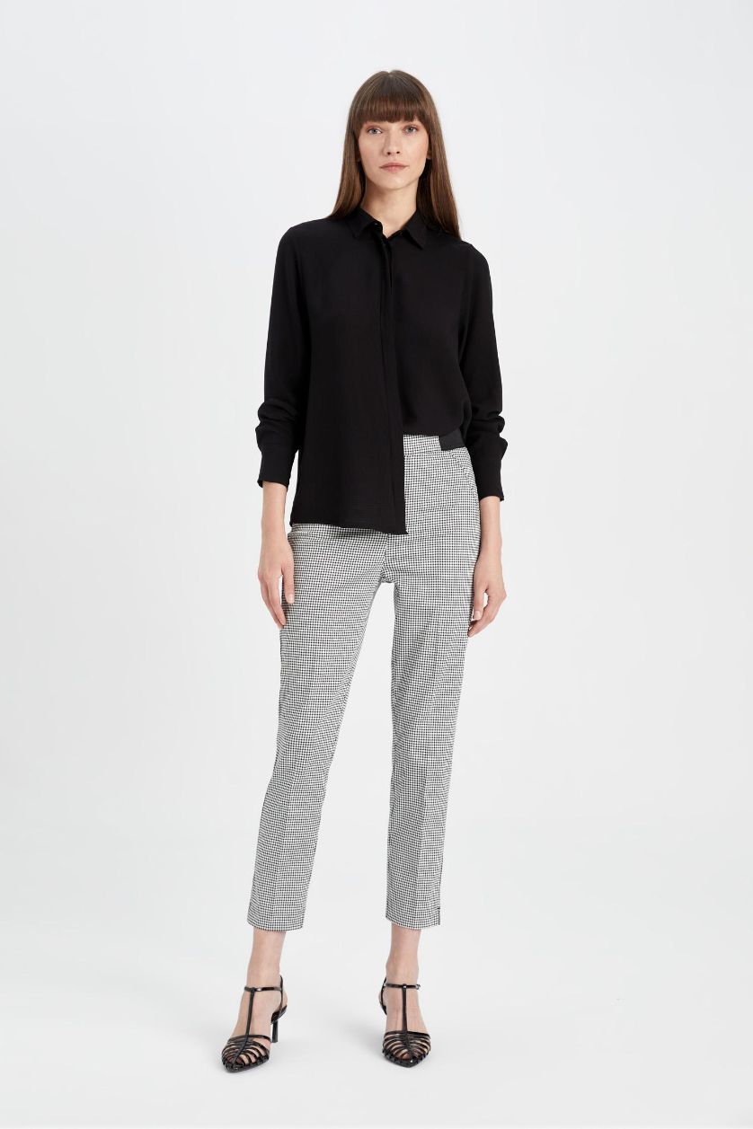 Kadın Siyah Sigaret Saten Kumaş Pantolon Desenli Normal Bel Beli Lastikli Düz Paça