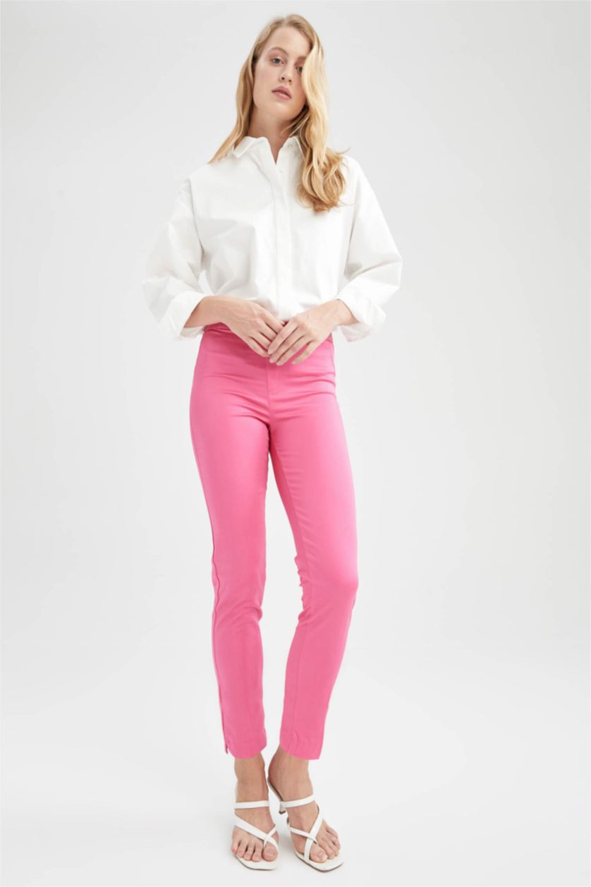 Женщины Розовый Брюки-сигареты Valentina прямого кроя