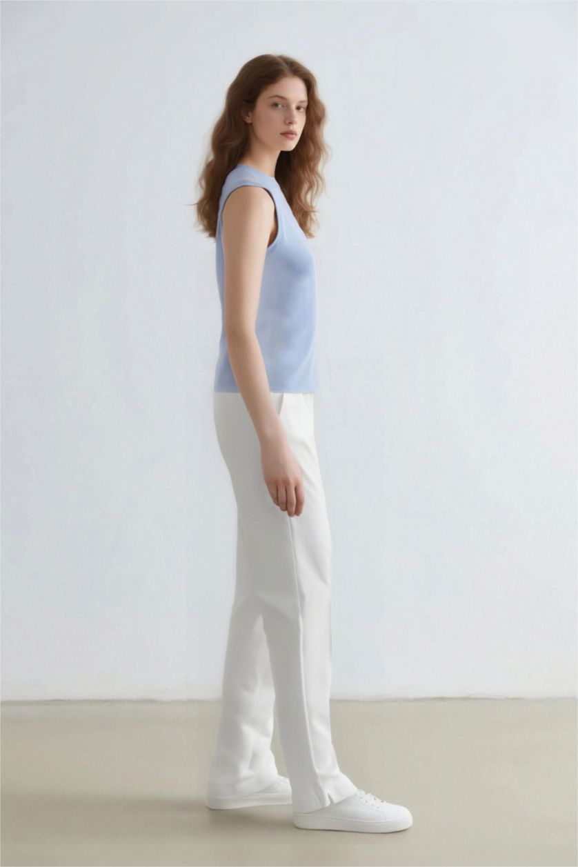 WOMAN White Normal Waist Cigarette Fit Trousers