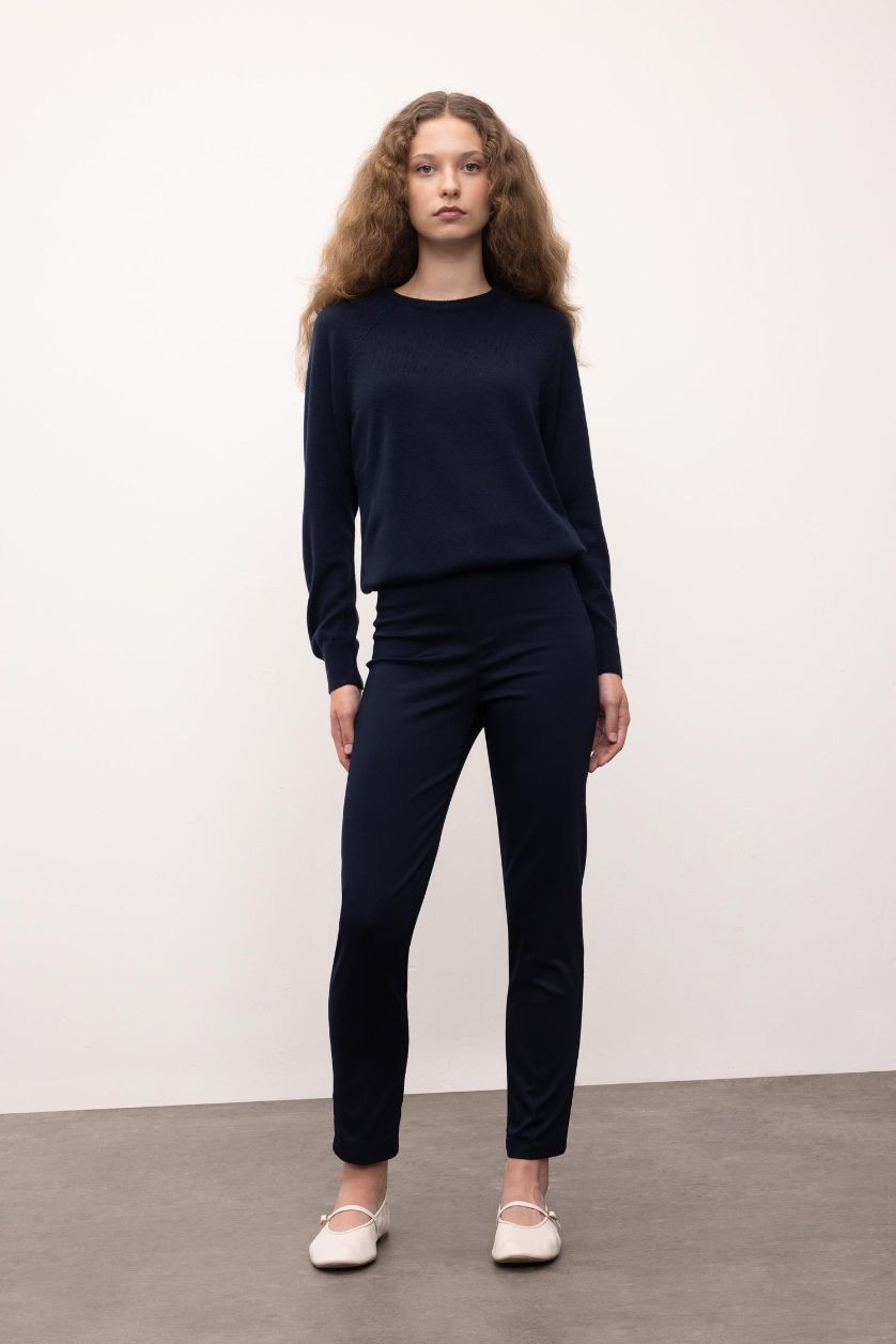 WOMAN NAVY Valentina Sigaret Normal Waist Satin Trousers