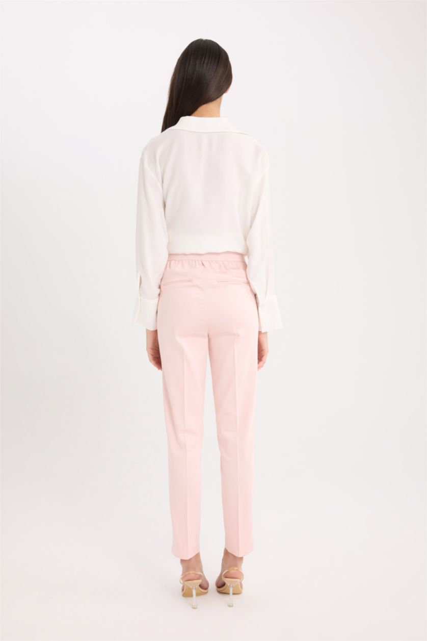 Kadın Açık Pembe Sigaret Saten Kumaş Pantolon Normal Bel Düz Paça
