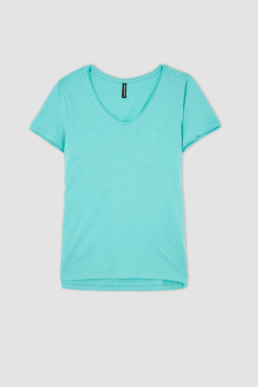 Kadın Açık Yeşil Regular Fit V Yaka Kısa Kollu %100 Pamuk Tişört